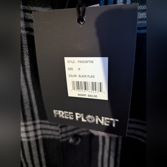 Free Planet Black and Gray Plaid Flannel Overshirt Men's Size M Long Sleeve - Picture 9 of 10